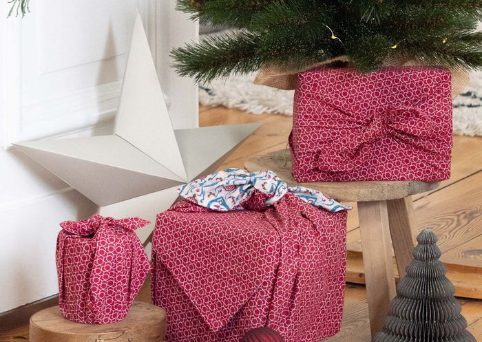 FabRap Cherry Single Sided / Furoshiki wrapping cloth / Reusable gift wrap / Eco-friendly alternative gift wrap